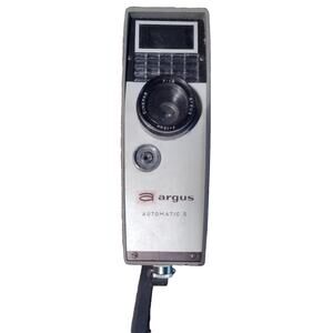 VINTAGE ARGUS AUTOMATIC 8 HANDHELD MOVIE CAMERA, Not Tested